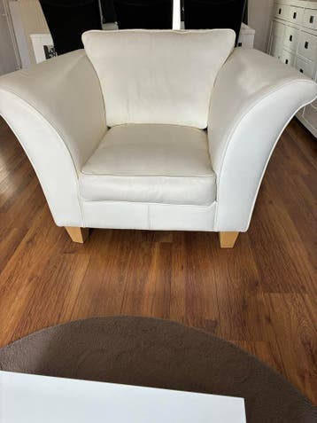Witte fauteuil in zeer goede staat