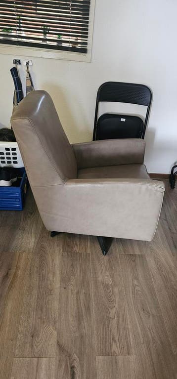 Gratis af te halen spoed , draai stoel