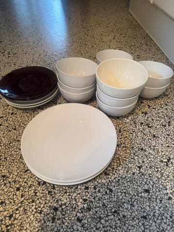 Gratis servies: borden en kommetjes