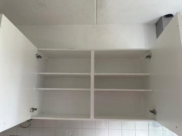 Boven keuken kast