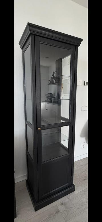 Vitrinekast / displaykast – GRATIS – afhalen