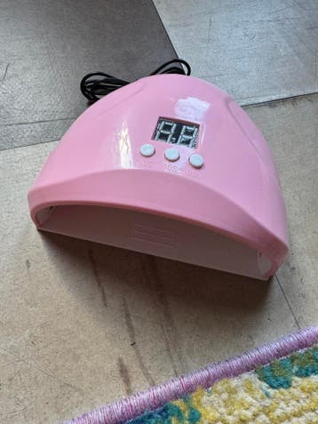Nagel lamp