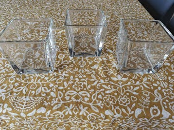 Glazen bakjes voor kaarsen of snacks - gratis af te halen