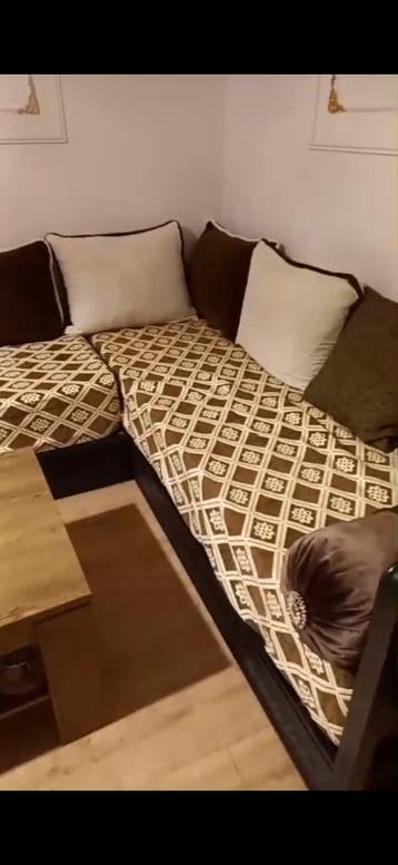 Marokkaans bank met goeie hout