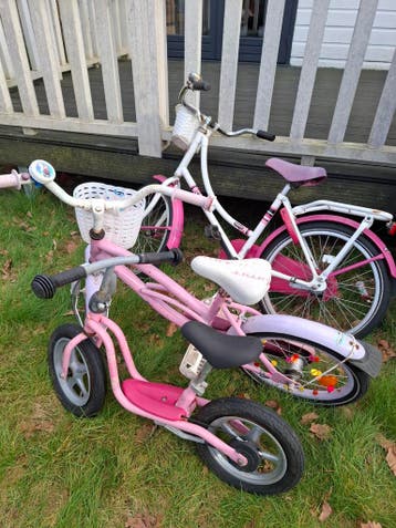 3x meisjes fiets