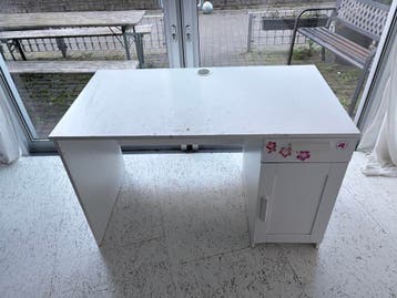 Bureau wit met kastje 120x65x75cm