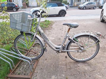 Gratis af te halen 24 inch Batavus meisjesfiets opknapper
