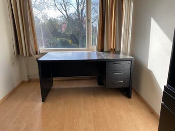 Bureau 160x82