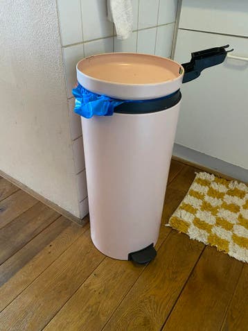 Brabantia Roze pedaalemmer - 30 liter