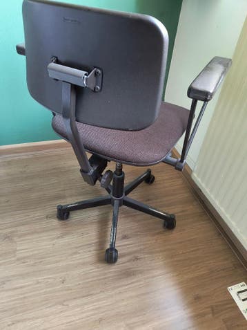 Gratis!  Bureaustoel Martin Stoll