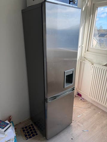 Gratis Gebruikte Vries-koelcombinatie (B54 D58 H180)