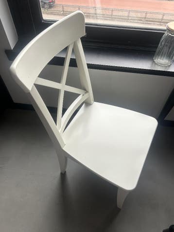 Rosentorp witte ikea stoel