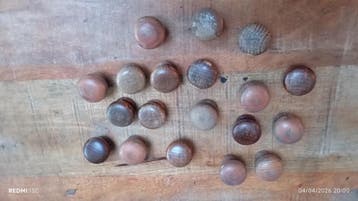 Diverse houten kastknoppen - set van 19