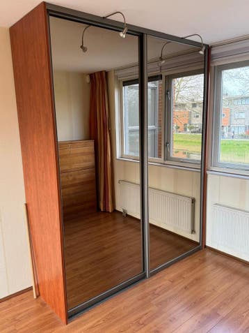 Spiegeldeuren, (6) 2,50m hoog gratis af te halen