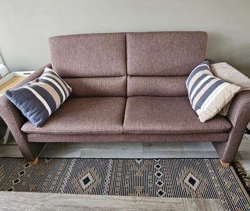 Gratis bankje. Foto 2 is juiste kleur