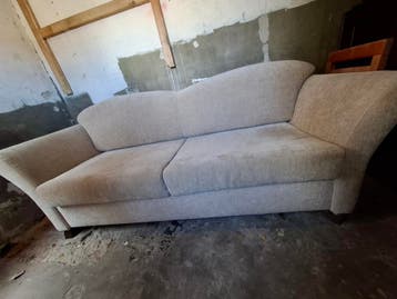 Oude grote slaapbank