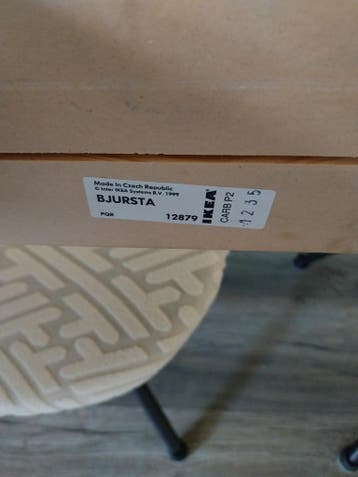 Uitschuifbare eettafel, wit geschilderd. GRATIS