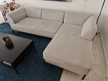 Grijze hoekbank met chaise longue (gebruikt)