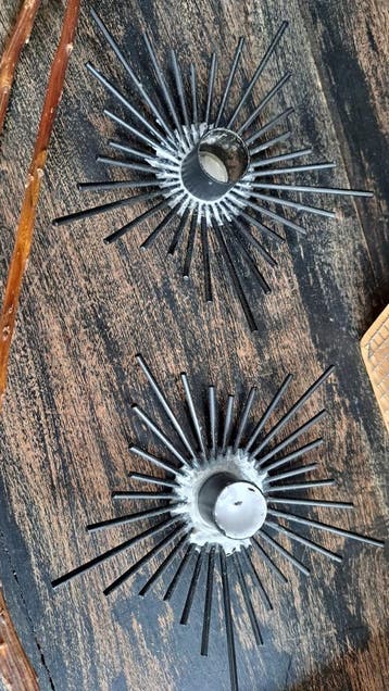 Kandelaars zwart metaal 2 stuks, GRATIS