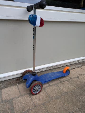 Kinderstep met geluid en lampjes