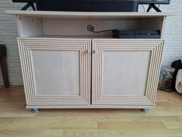 Gratis TV meubel met opbergruimte