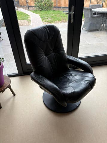Zwart leren draai fauteuil