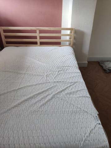 Bed en matras (140 x 200)