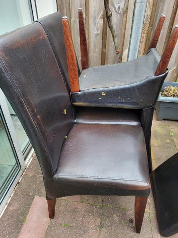 Zwarte stoelen, 5 stuks