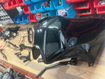 Honda mbx onderdelen poedercoaten