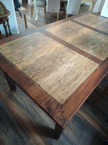 Gratis - Stevige Robuuste Eettafel