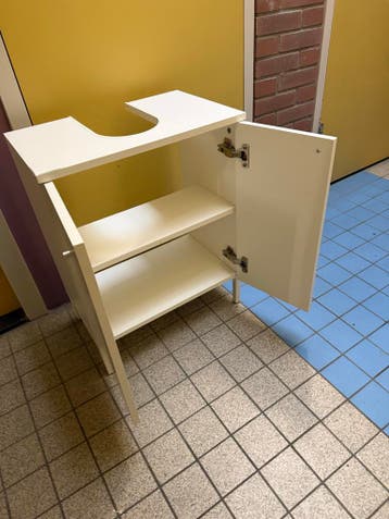 Witte wastafelonderkast voor badkamer