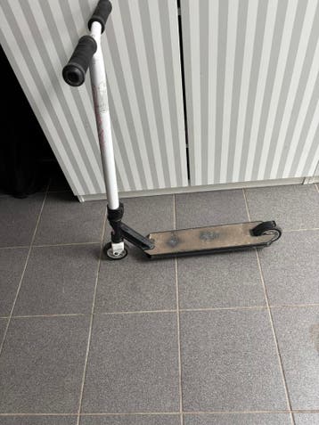 GERESERVEERD Gratis ophalen stuntstep