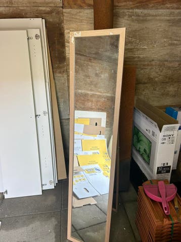 Spiegel gratis op te halen!!