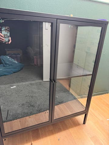 Vitrine kast met verlichting