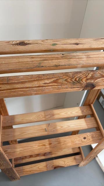 Stellingkast van hout ikea GRATIS