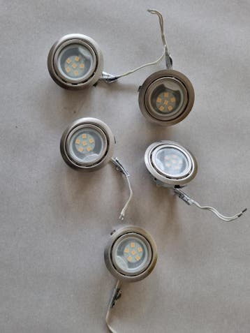 Gratis 5 inbouwspots 12 volt