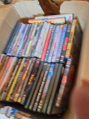 Leesboeken, dvd's en cd's