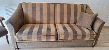 Gratis bank met 2 stoelen af te halen