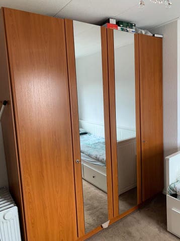 Gratis meenemen kledingkast