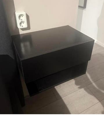 Set van 2 zwarte nachtkastjes