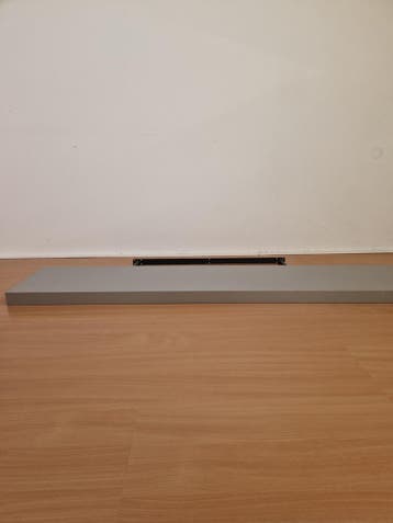 Brede zwevende plank grijs