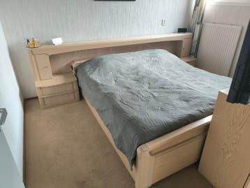 Gratis zware kwaliteit swissflex 2 persoonsbed met ombouw