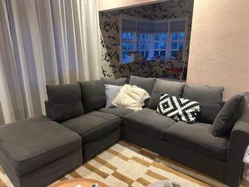 Zeer comfortabele Ikea hoekbank Gronlid (5-zits) met hocker