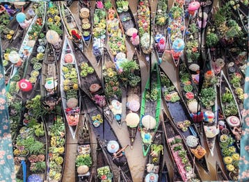 IXXI Floating Market Vietnam