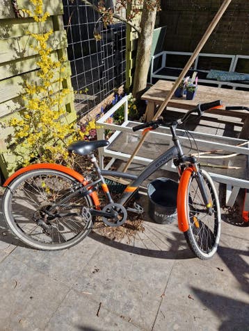Gratis opknapper. 24 inch kinderfiets B-twin