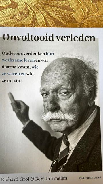 Onvoltooid verleden samengest. door R. Grol & B. Unmelen