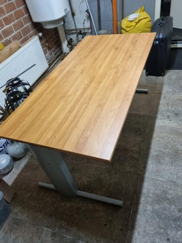 Bureau 80 x 160 beuken - gratis af te halen