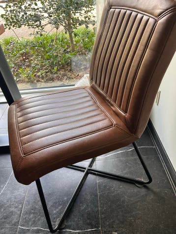 Eetkamerstoelen gratis