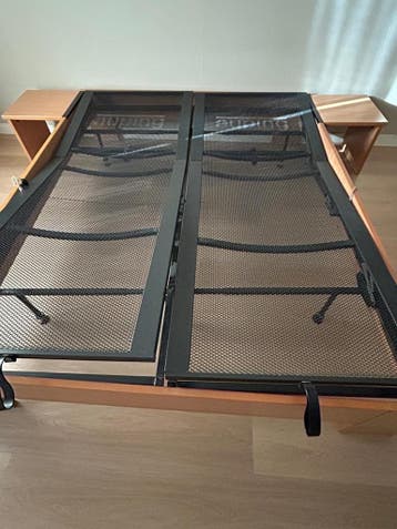 Auping bedframe 180x200 cm met verstelbare bedbodems
