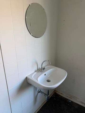 4x gootsteen met kraan